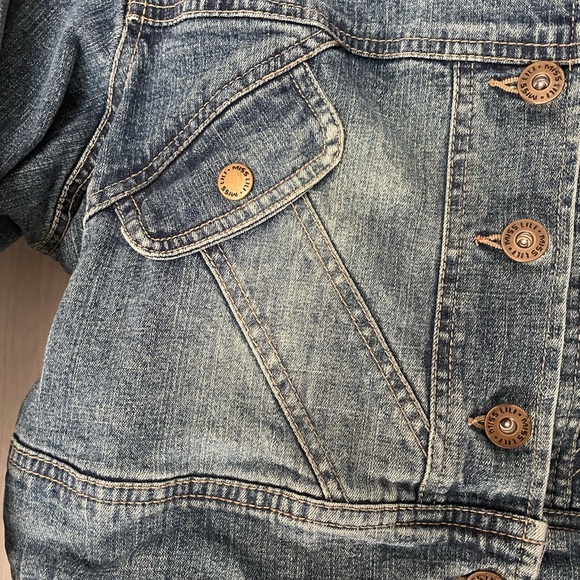 Miss Lili Cropped Jean Jacket. Like New! - Picture 6 of 7